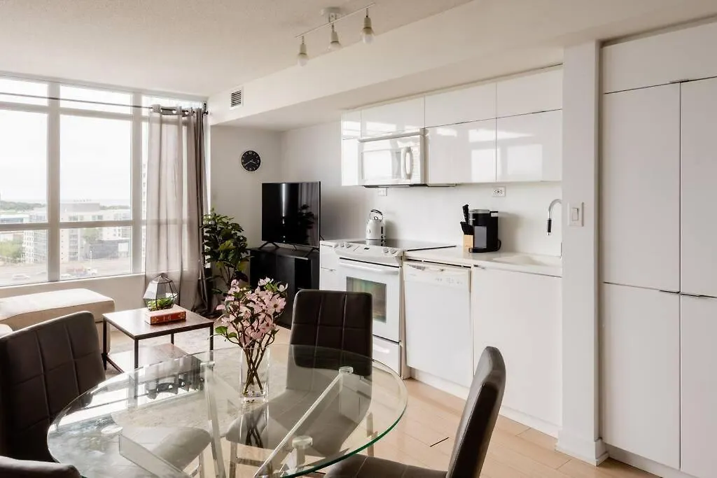 Apartment Stylish Downtown Lakeview Condo - One Free Parking Toronto