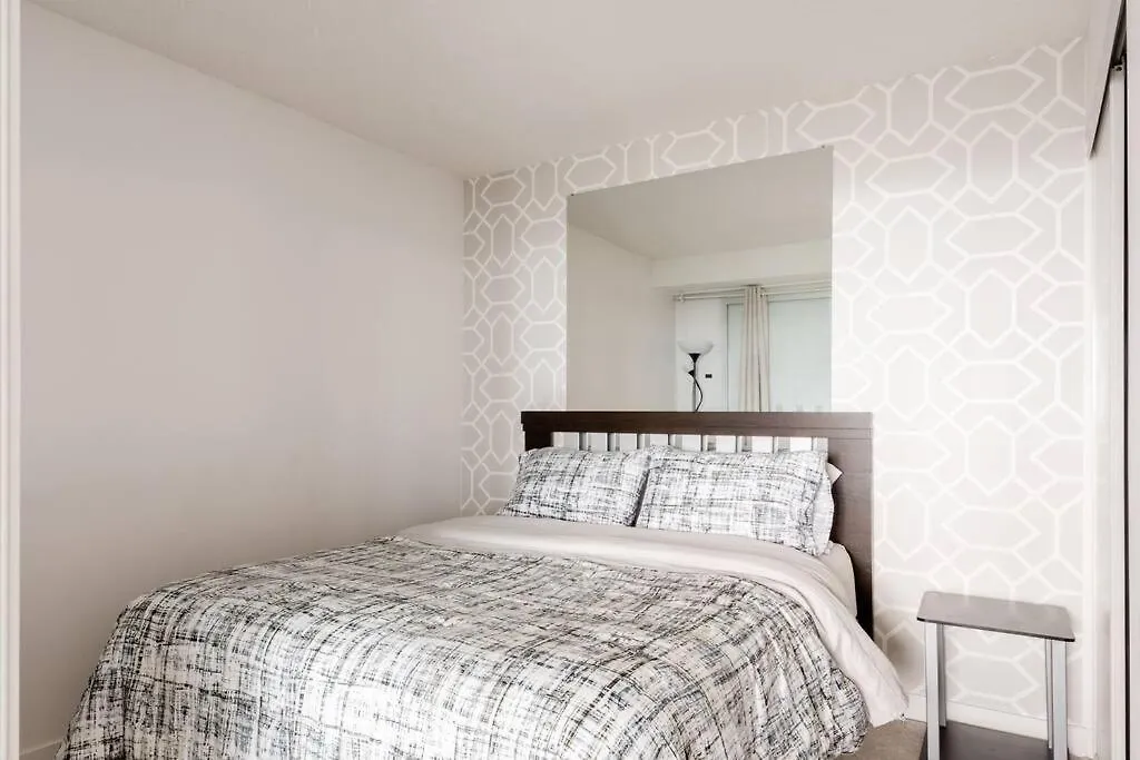 Apartment Stylish Downtown Lakeview Condo - One Free Parking Toronto