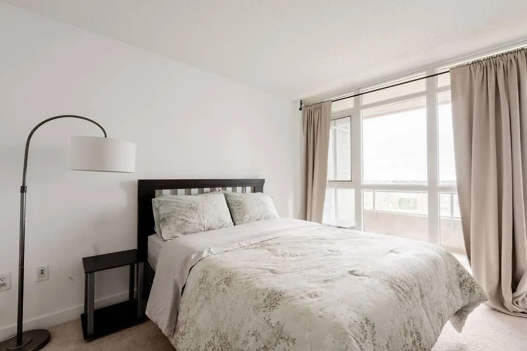 Apartment Stylish Downtown Lakeview Condo - One Free Parking Toronto